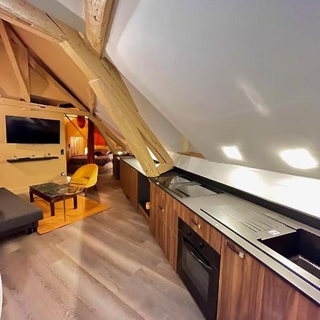 Romain - Appartement A Reims Zewnętrze zdjęcie