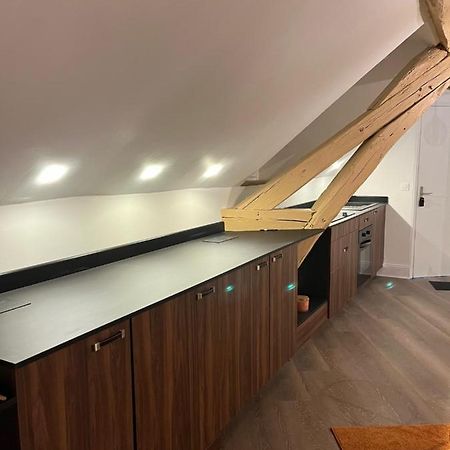 Romain - Appartement A Reims Zewnętrze zdjęcie