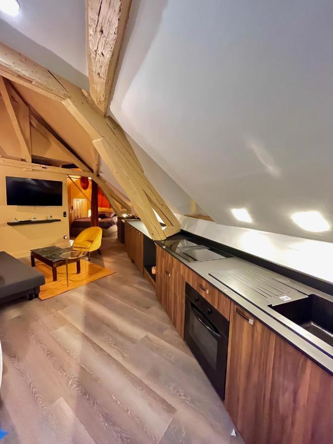 Romain - Appartement A Reims Zewnętrze zdjęcie